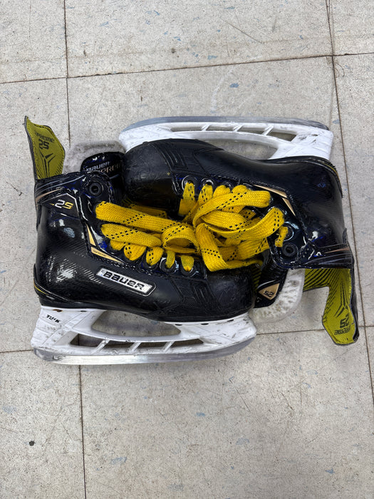 Used Bauer Supreme 2S Y13.0 Skate