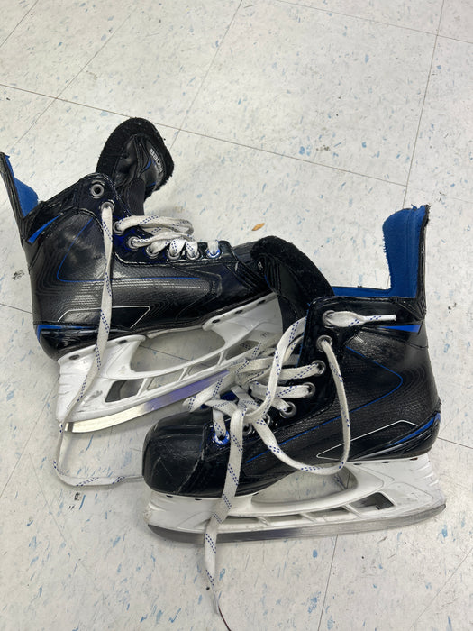 Used Bauer Nexus N2900 Skates 5.0 D