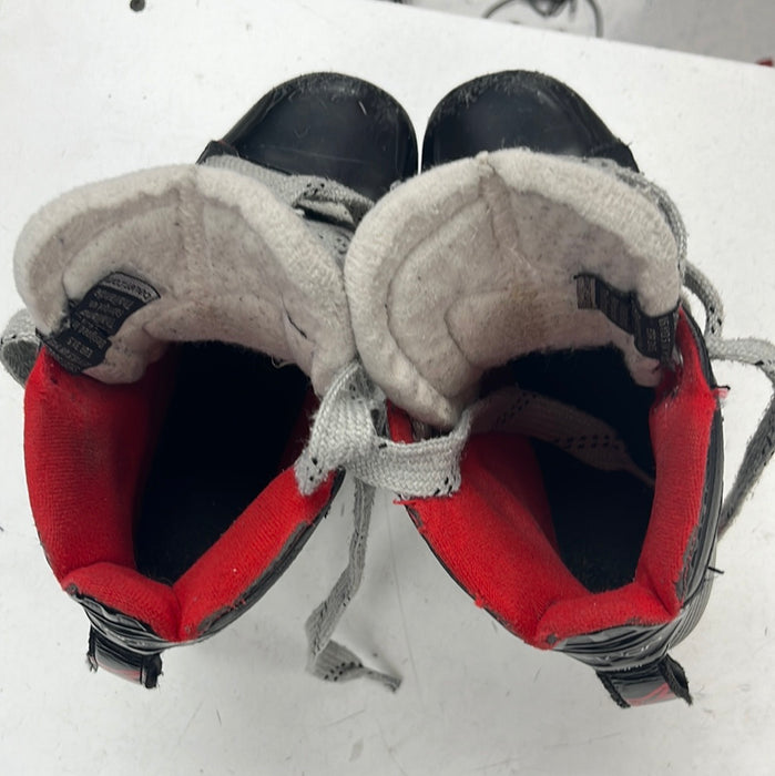 Used Bauer Vapor X2.7 Youth Size 12.5 Goal Skates