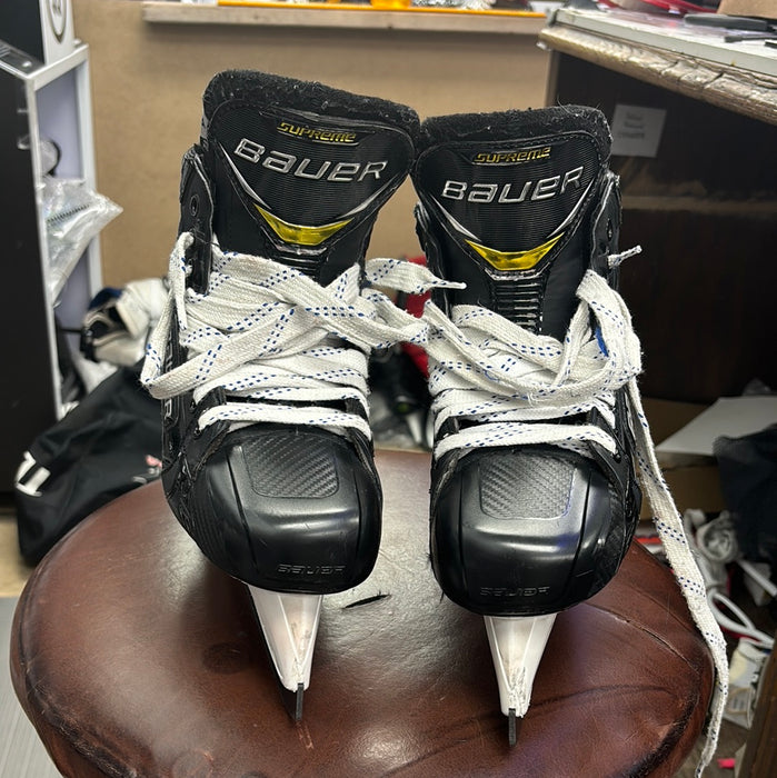 Used Bauer Supreme UltraSonic Size 6.0 EE Goal Skates