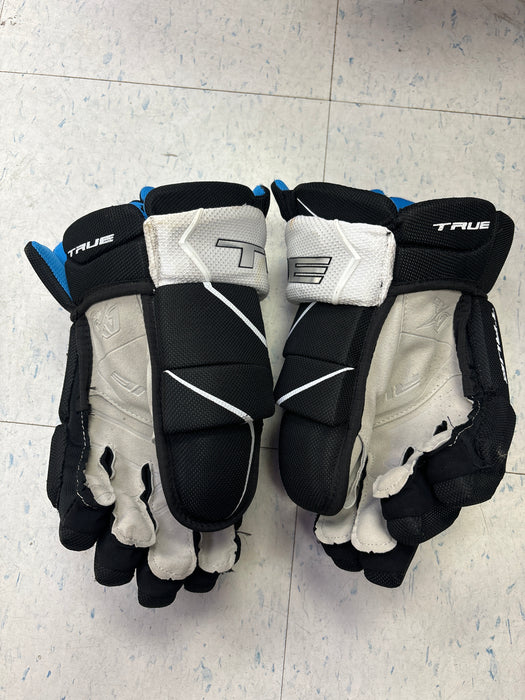 Used True Catalyst Pro 13” Senior Gloves