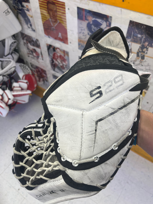 Used Bauer Supreme S29 Intermediate Catcher