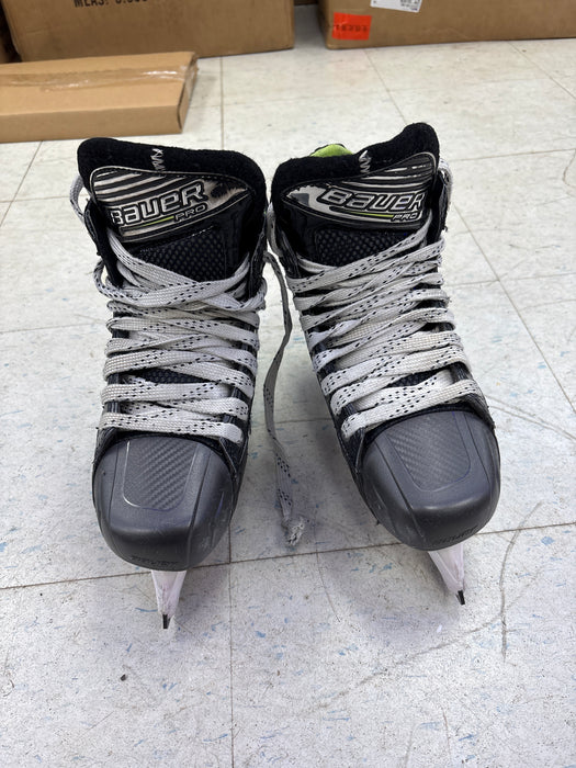 Used Bauer Pro Size 7.0 Fit 1 Goal Skate