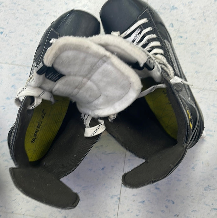 Used Bauer Supreme M1 Size 8.5 Player Skates