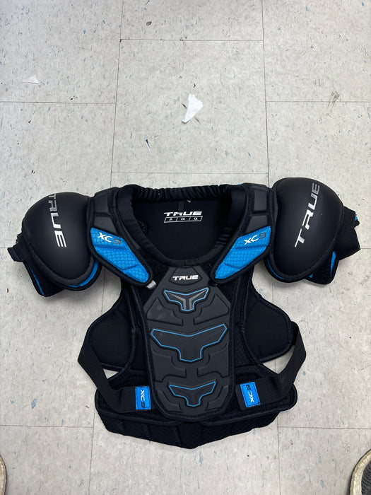 Used True XC9 Junior Large Shoulder Pads