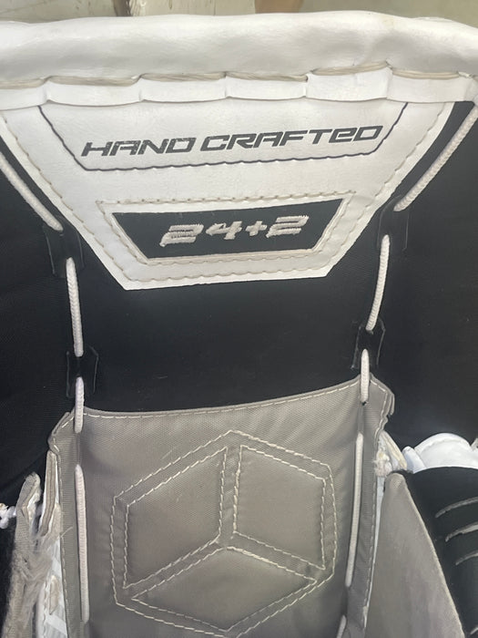 Used Vaughn V9 24+2 Goal Pads