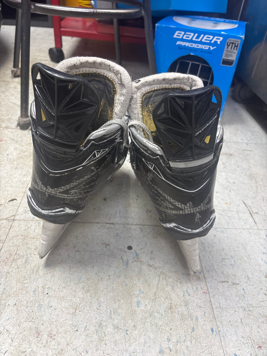 Used Bauer Supreme 1s Skates Size 5.0 D