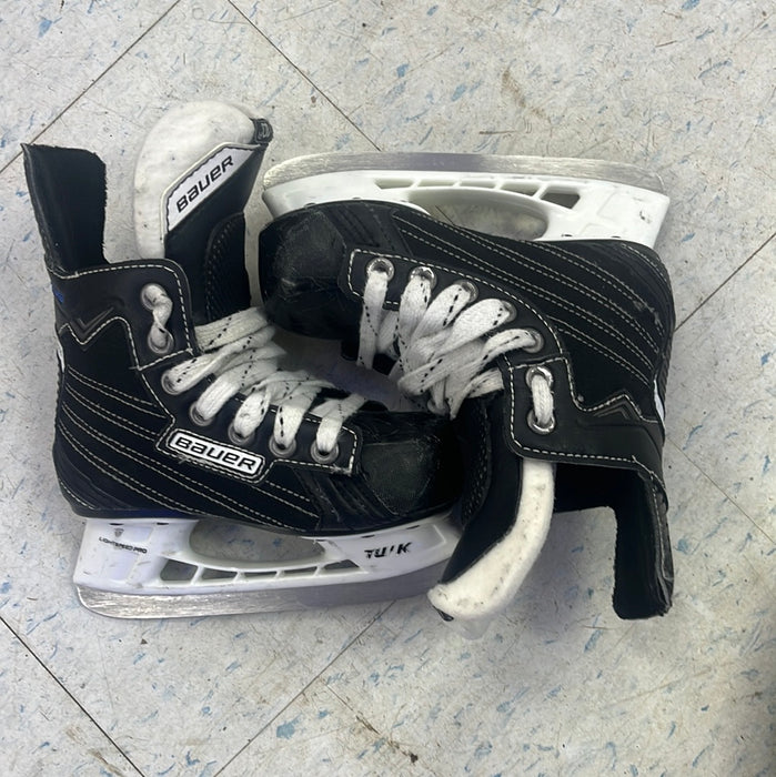 Used Bauer Nexus 4000 Size 10 Youth Skates