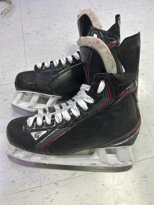 Used Graf PK7700 Senior Player Skates