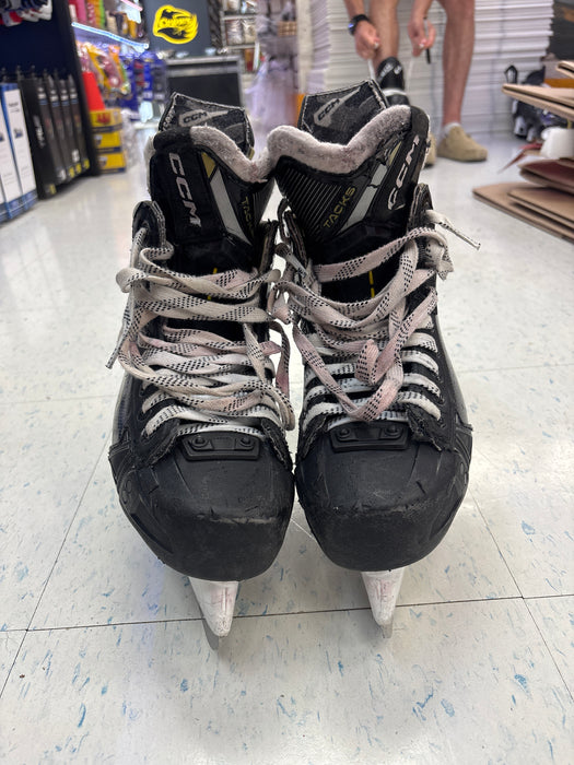 Used CCM Tacks AS-590 5.0 Wide Skate