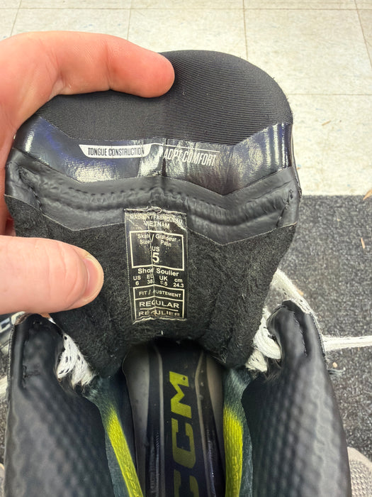 Used CCM Tacks XF Pro Size 5.0R Skates