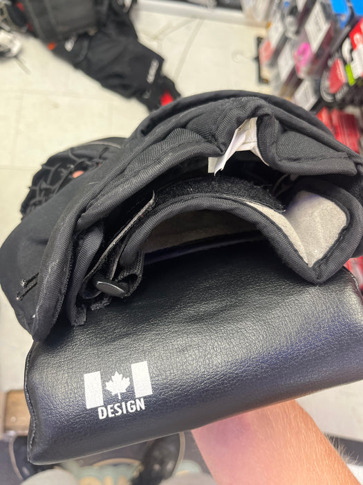 Used Brian’s NetZero 3 Youth Full Right Catcher and Blocker Set