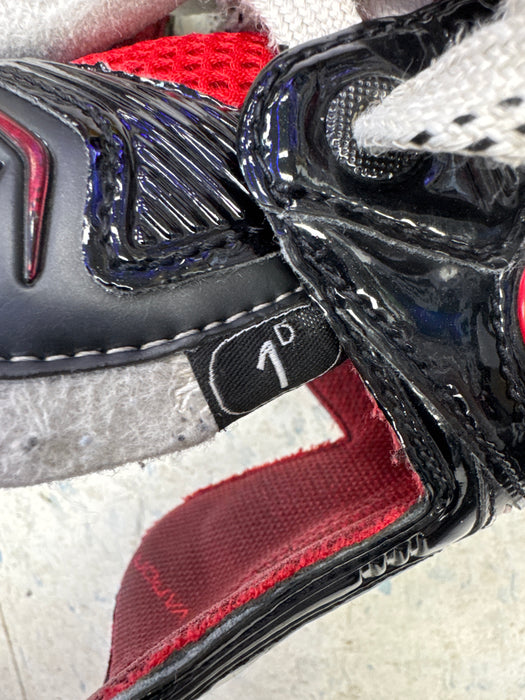 Used Bauer Vapor X700 Skates Size 1.0D