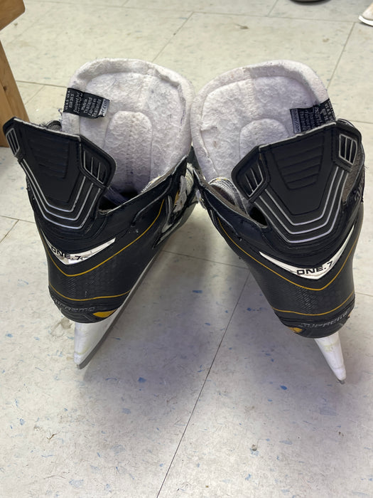 Used Bauer Supreme One.7 Size 3.5 Skates