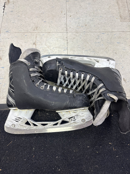 Used CCM Ribcor 70k Size 8.75 Senior Skates