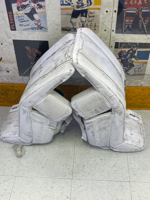 Used Bauer Supreme M5 Pro 32+1 Senior Goal Pads