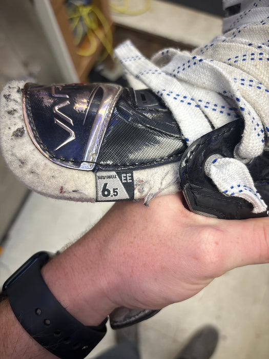 Used Bauer Vapor X3 Size 6.5 EE Intermediate Skates