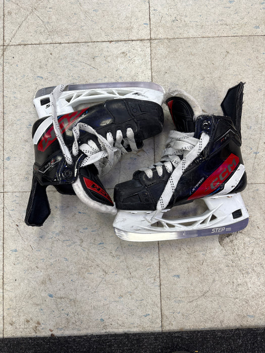 Used CCM JetSpeed FT670 Size 3.0 Wide Skate
