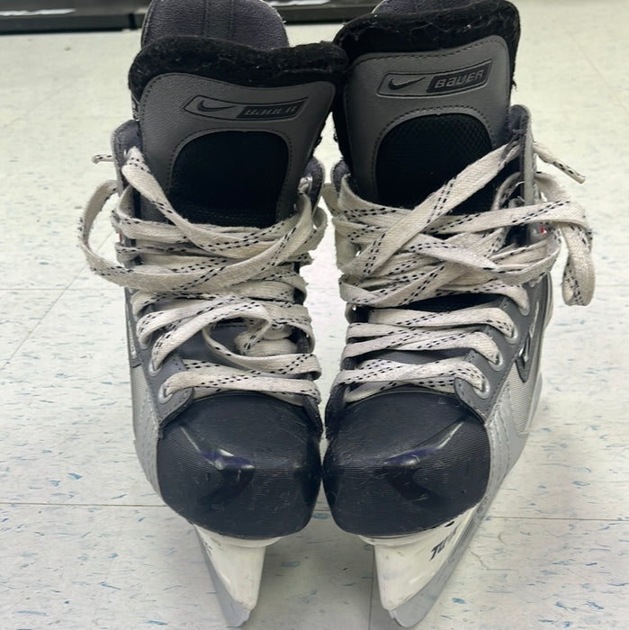 Used Nike Bauer Vapor XII Size 3EE Player Skates