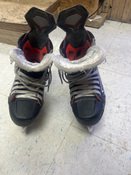 Used CCM JetSpeed FT490 Size 4.5 Skates