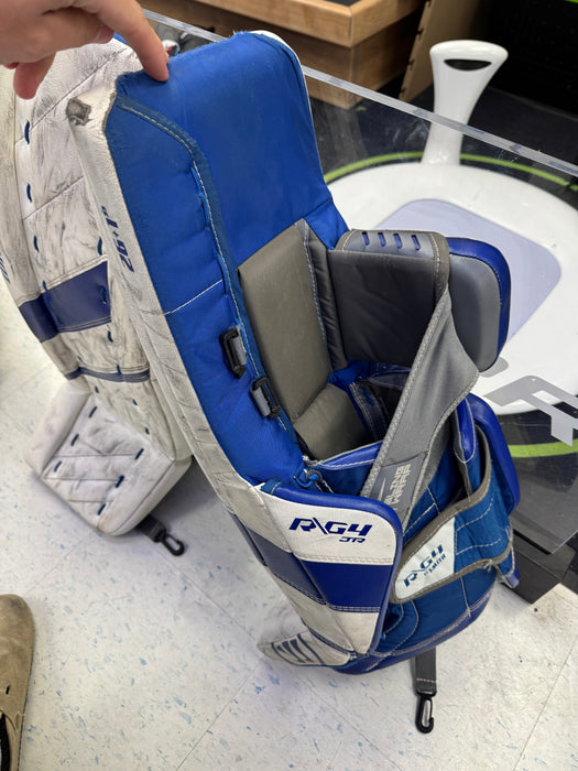 Used Warrior R G4 Junior 26” Leg Pads