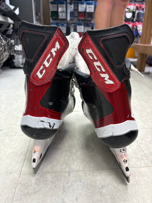 Used CCM JetSpeed FT485 Size 6.5EE Skates