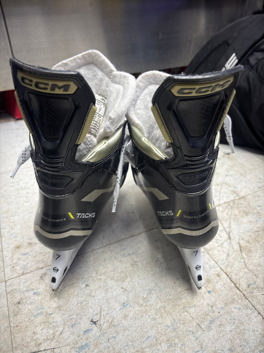 Used CCM Tacks AS 580 Size 7.0 Skates