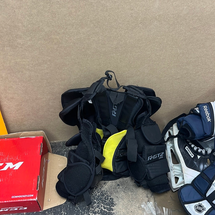 Used R/GT2 Junior Small/Medium Goalie Chest Protector