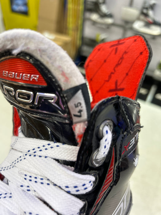 Used Bauer Vapor X3.7 Player Skates