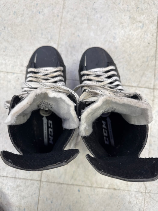 Used CCM Ribcore Rib XT Skates Size 6.0D