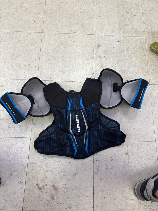 Used Bauer X Intermediate Medium Shoulder Pads