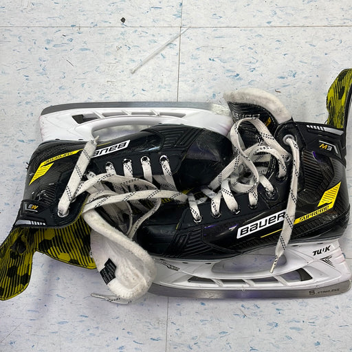 Used Bauer Supreme M3 Size 4.5EE Player Skates