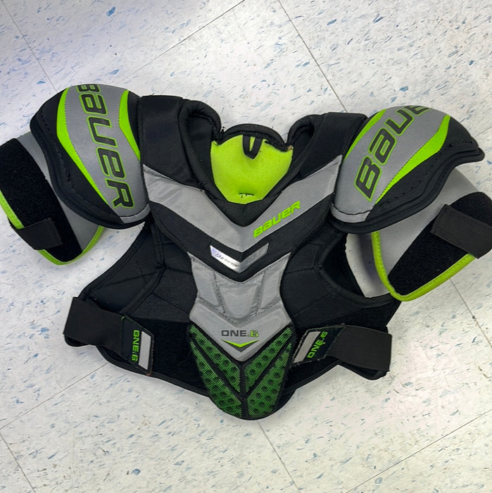 Used Bauer One.6 Junior Large Shoulder Pads
