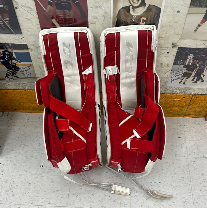 Used CCM EFlex 5.5 28”+1” Junior Goal Pads