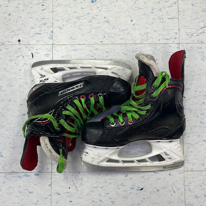 Used Bauer Vapor X600 Size 1 Player Skates