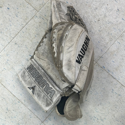 Used Vaughn Velocity V5 Senior Catcher