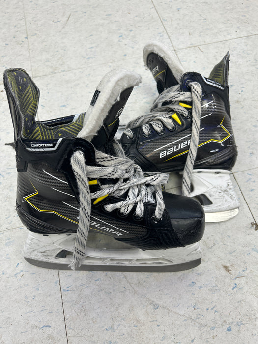 Used Bauer Supreme M40 Player Skates