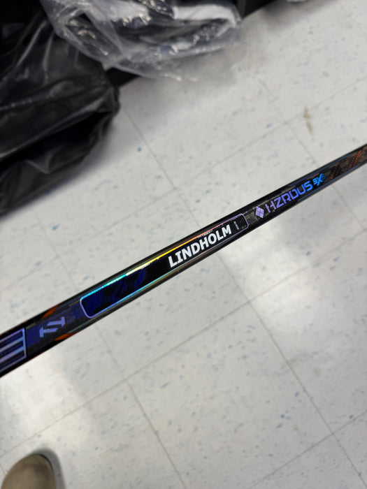 TRUE Pro Stock ELIAS LINDHOLM HZRDUS 9x4 Hockey Stick Senior