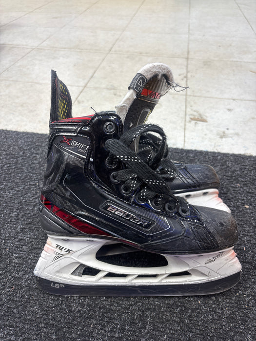Used Bauer Vapor XShift Pro Size 4.0D Skates