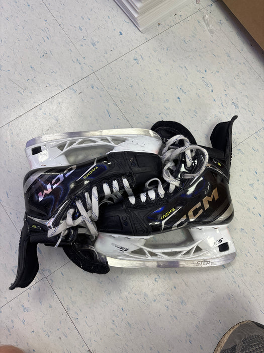 Used CCM Tacks XF90 Size 4.0R Skates