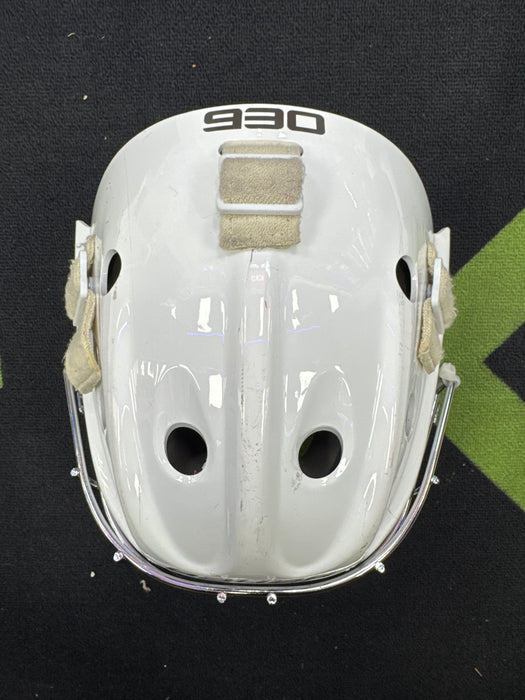 Used Bauer 930 Youth Goalie Helmet