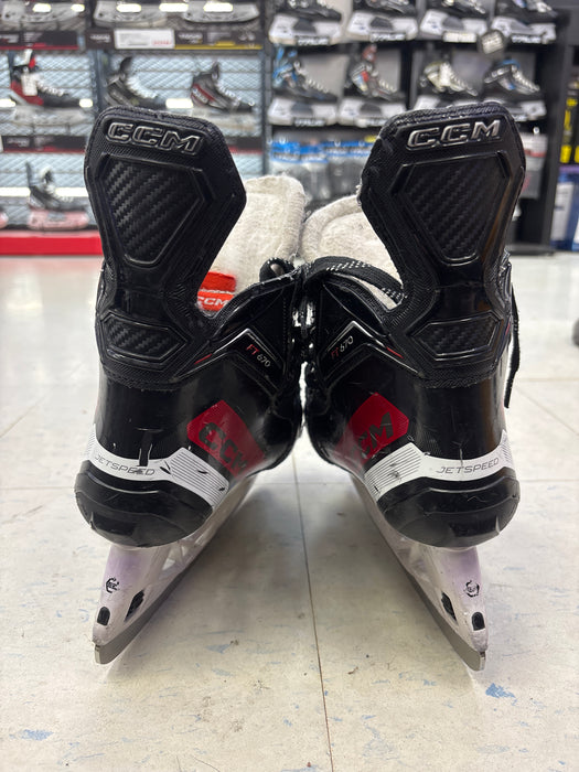 Used CCM JetSpeed FT670 Size 2.0 Junior Skates