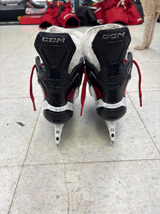 Used CCM Jetspeed FT670 Size 1.5 Regular Skate