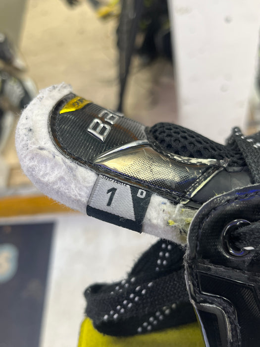 Used Bauer Supreme 3S Size 1 Skates