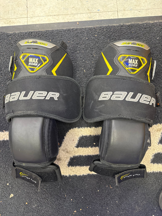 Used Bauer Supreme Junior Knee Guard