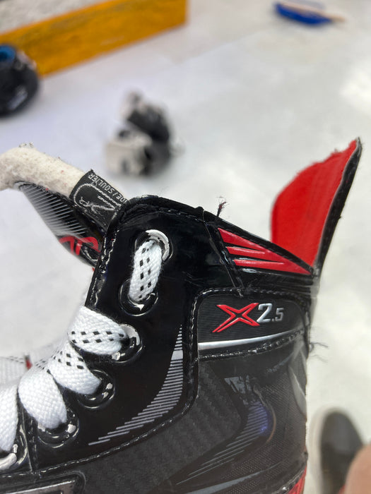 Used Bauer Vapor X2.5 Junior Player Skates