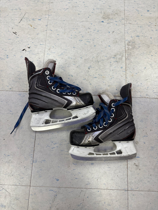 Used Bauer Vapor X60 12Y Player Skates