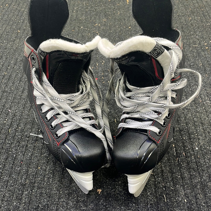 Used Bauer Vapor XInstinct Size 3 Player Skates