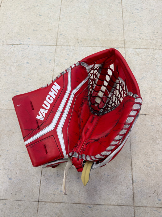 Used Pro Stock Vaughn V10 Pro Carbon Senior Red Catcher