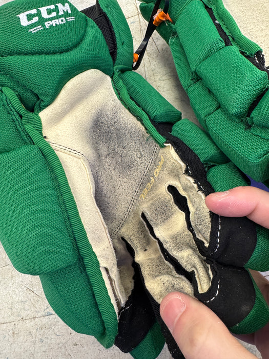Toronto Maples Leafs Pro Stock CCM 14” Gloves - Dahlstrom